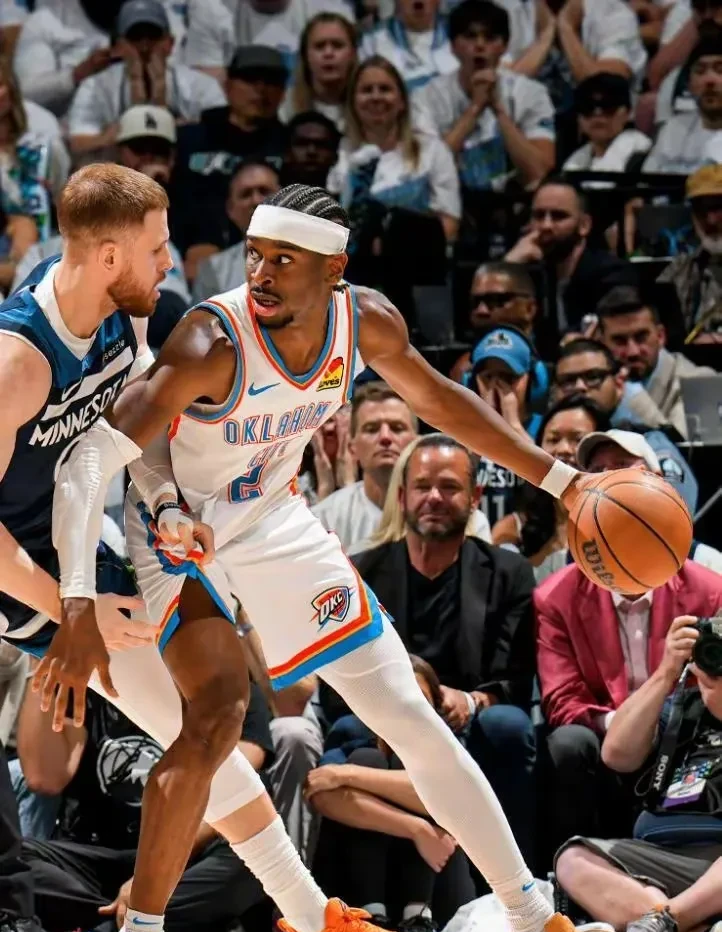 大发娱乐-俄克拉荷马雷霆主场失利,球队备战季后赛(俄克拉荷马雷霆队员)