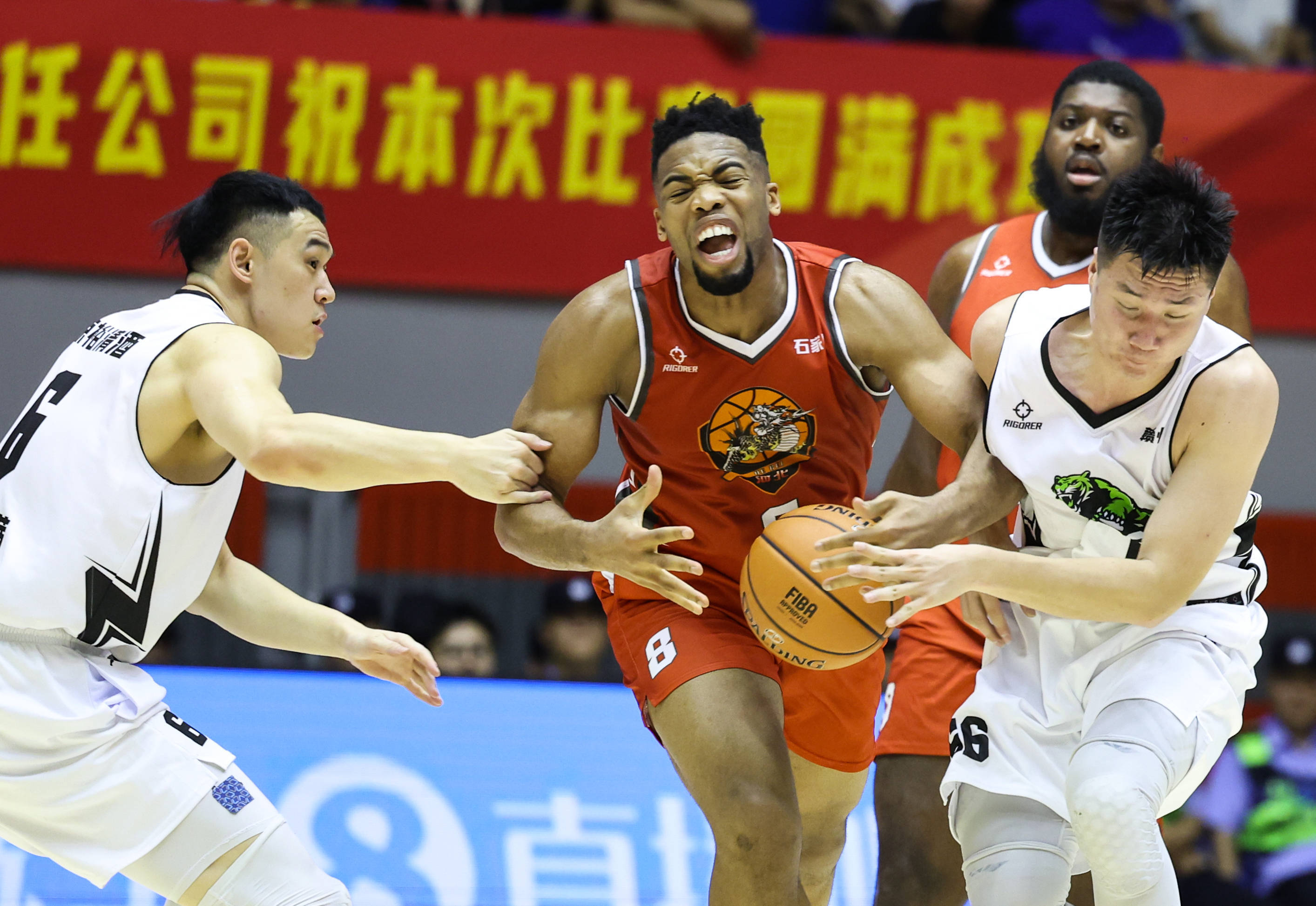 大发彩票-区域篮球赛事带来惊喜,球员实力强大的简单介绍